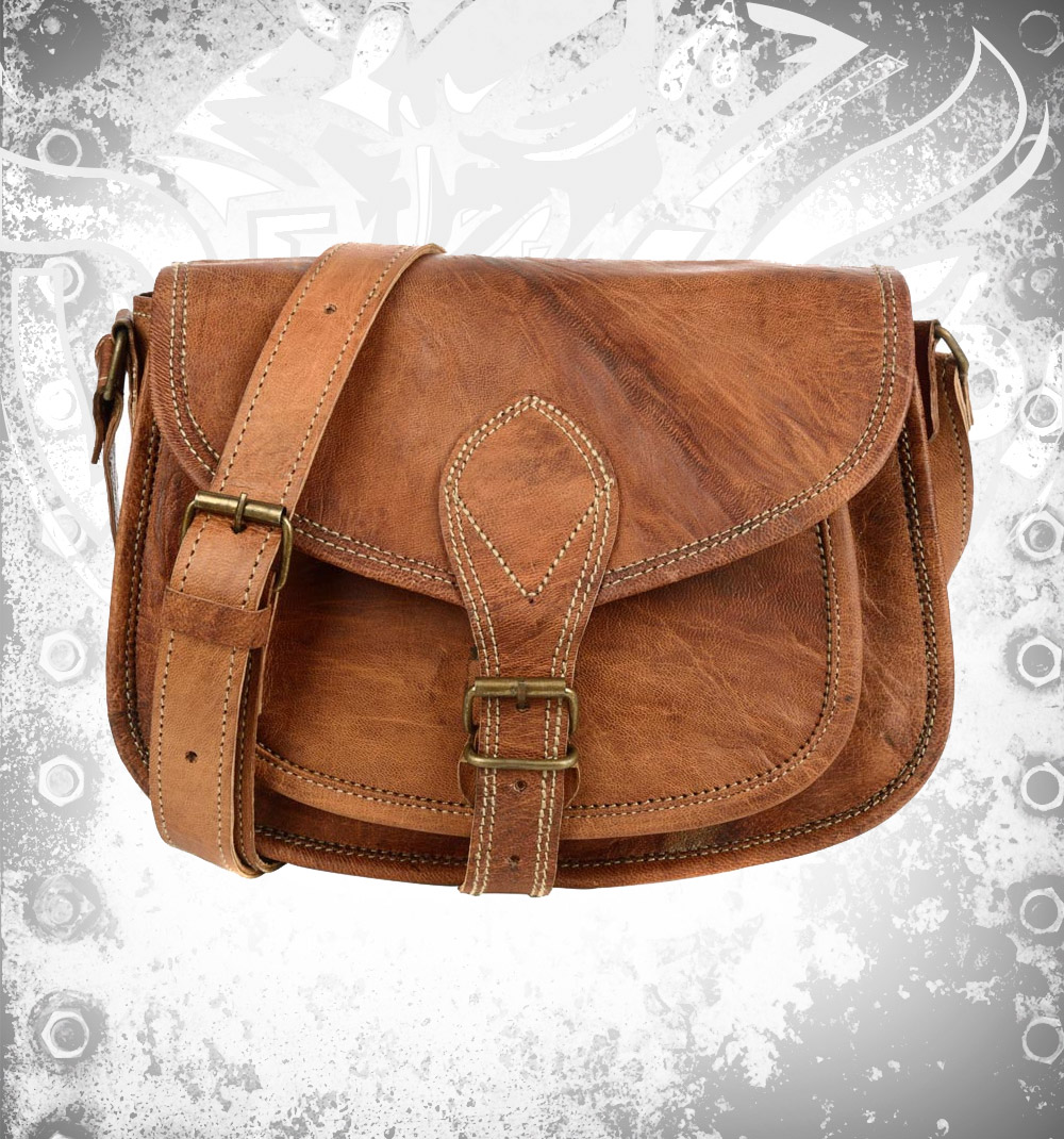Curved-leather-saddle-bag.jpg